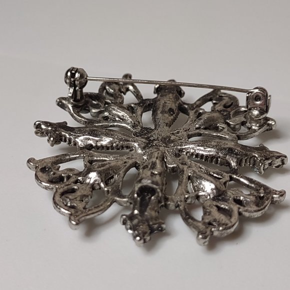 Pretty Vintage Metal And Plastic Brooch - Picture 10 of 11